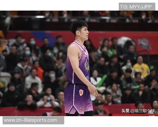 广东男篮迎来首笔强援争夺战陈国豪合同到期引发多队抢购朱芳雨积极出手